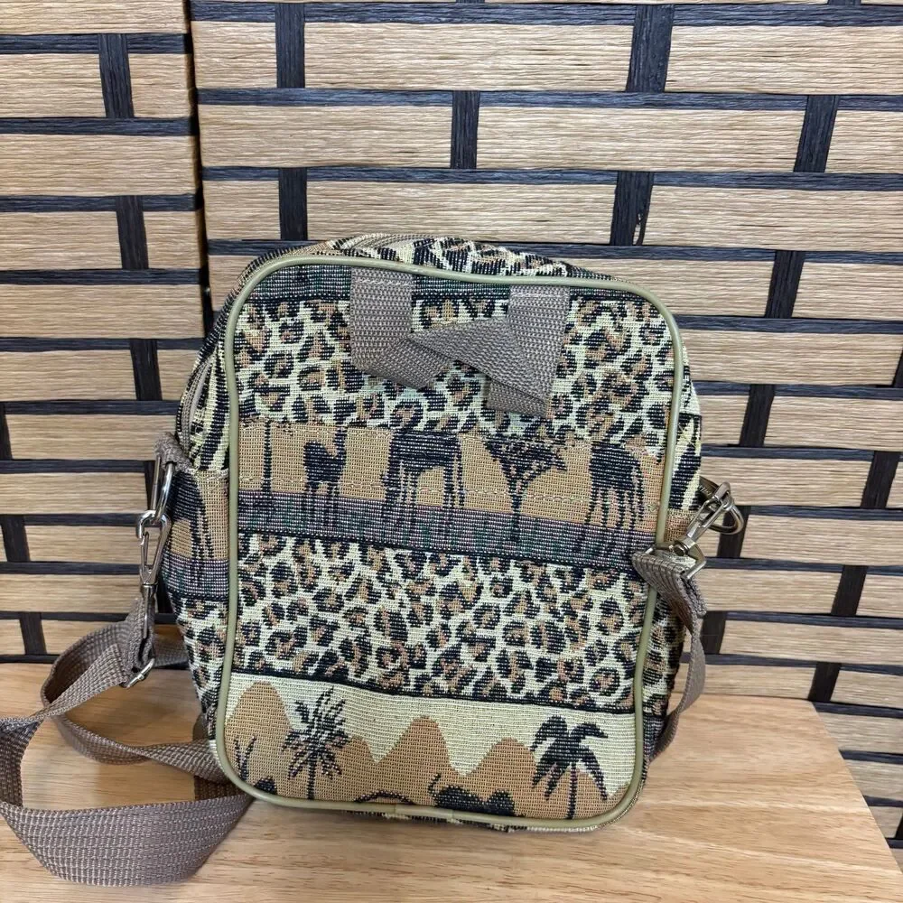 Karriage-Mate Safarai Crossbody Purse‎